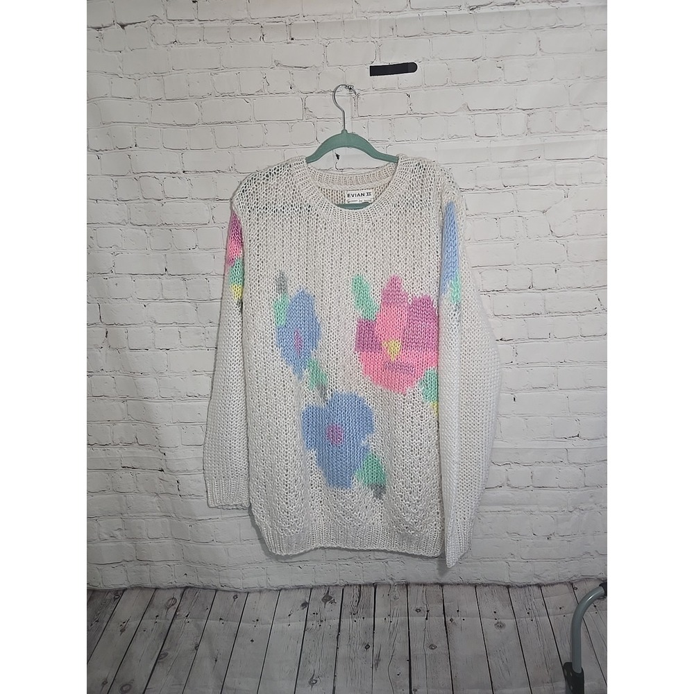 Evian II spring Knit 80s Pastel Flowers Sweater M Whimsical romantic cottagecore